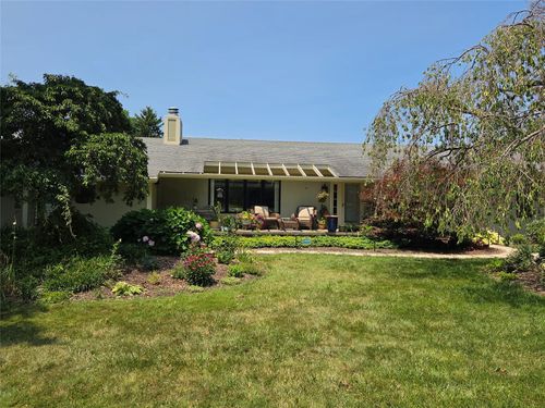 1420 Hardscrabble Blvd, Erie, PA, 16505-2704 | Card Image