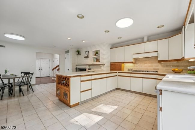 7 Highland Blvd, House other with 5 bedrooms, 3 bathrooms and null parking in West Orange NJ | Image 7