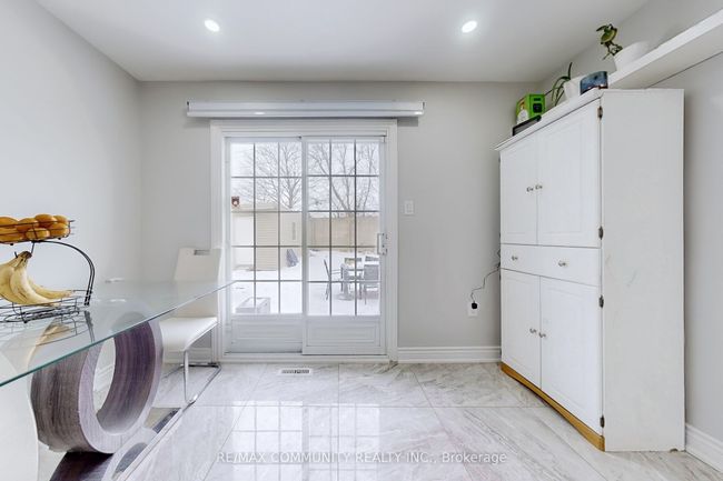 65 Creditstone Rd, House other with 5 bedrooms, 4 bathrooms and 5 parking in Brampton ON | Image 8
