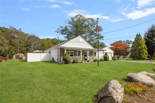 145 Jenckes Hill Rd, Lincoln, RI, 02865-4432 | Card Image