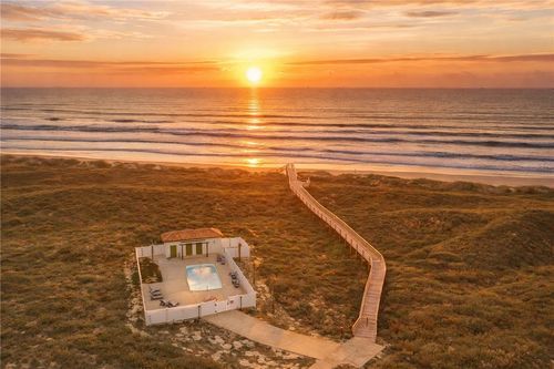 6542 Villa Castellon Dr, Port Aransas, TX, 78373-4258 | Card Image