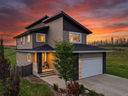 23 Vanveller Way, Sylvan Lake, AB, T4S0M4 | Card Image