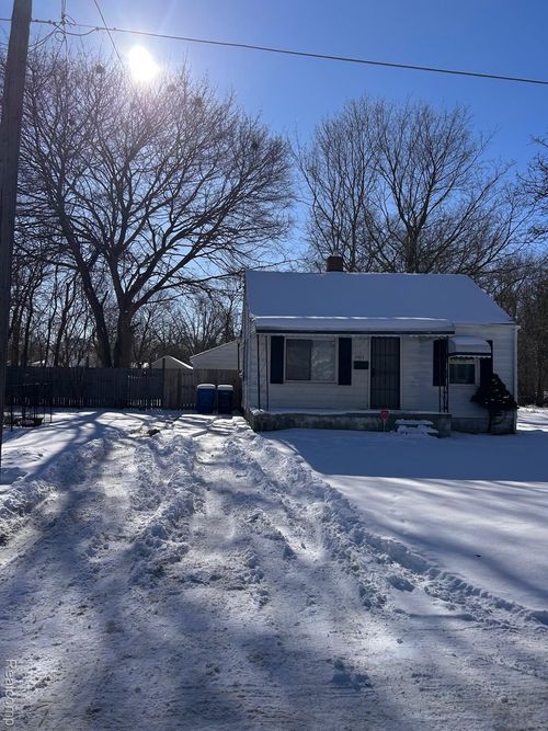 3413 Augusta St, Flint, MI, 48503-3217 | Card Image