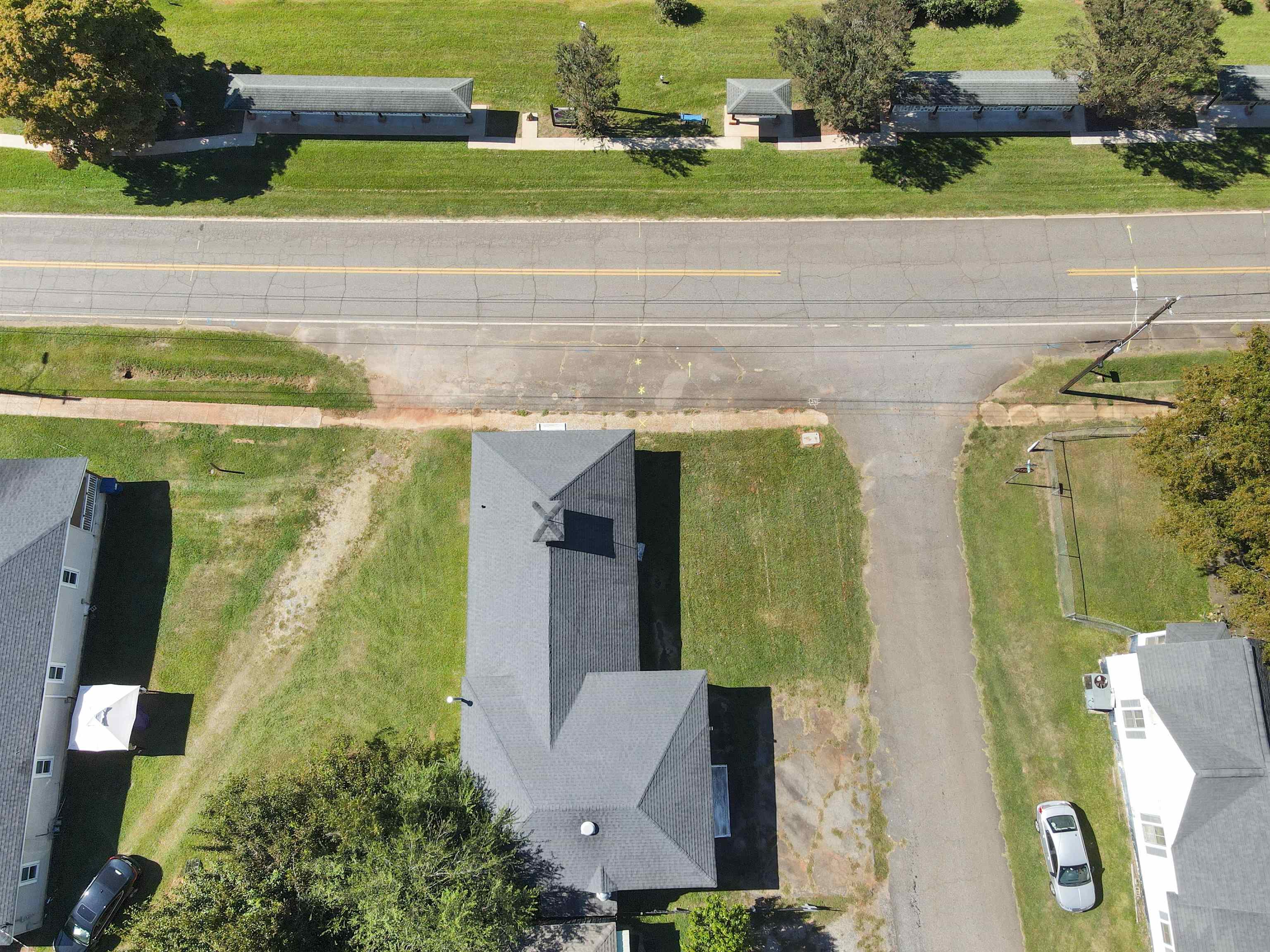 911 Main St, Wellford, SC 29385