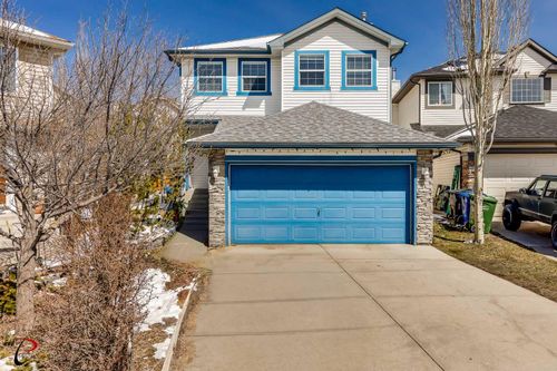 77 Rockbluff Place Nw, Home with 4 bedrooms, 3 bathrooms and 6 parking in Calgary AB | Card Image