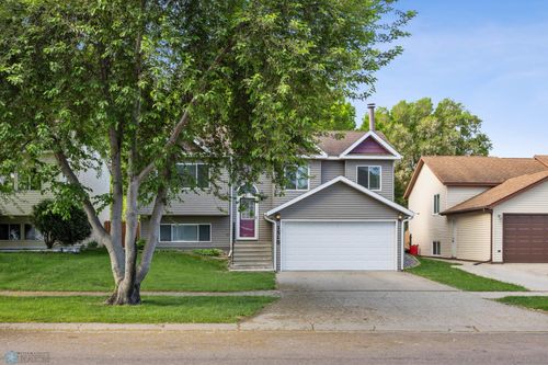 1510 35th Ave S, Fargo, ND, 58104-6114 | Card Image