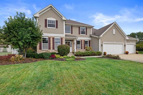 4400 107th Pl, Pleasant Prairie, WI, 53158-3538 | Card Image