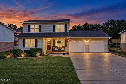 213 Grandview St, Mount Carmel, TN, 37645-3665 | Card Image
