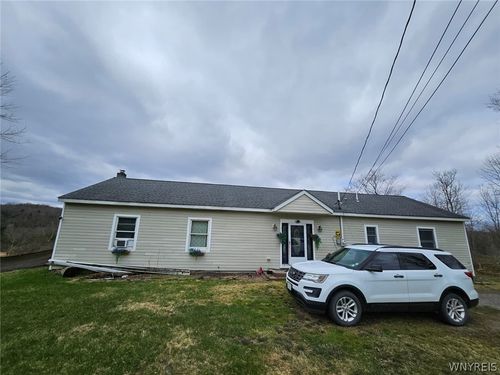 795 Tiona Rd, Newark Valley, NY, 13811-2325 | Card Image