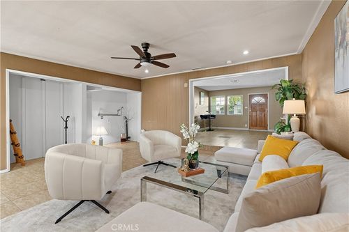 111 N Marian St, La Habra, CA, 90631-4534 | Card Image