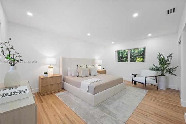 5211 Granada Blvd, House other with 4 bedrooms, 3 bathrooms and null parking in Coral Gables FL | Image 9