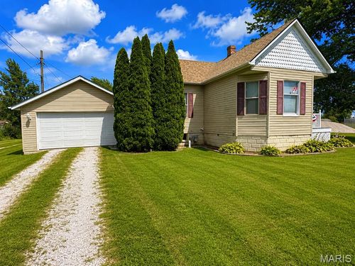 406 S Poplar St, Mount Olive, IL, 62069-1943 | Card Image
