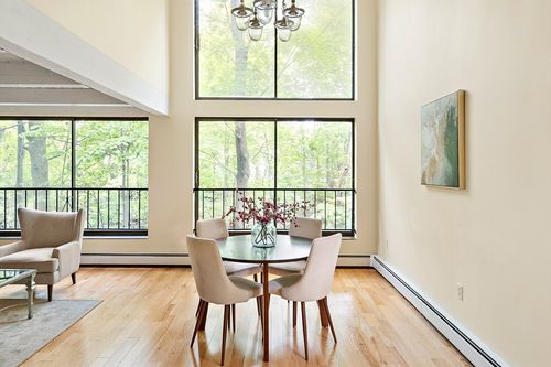 apt-127-993 Massachusetts Ave, Arlington, MA, 02476-4518 | Card Image