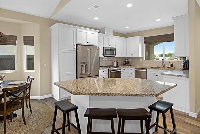 8536 Even Seth Cir, House other with 3 bedrooms, 2 bathrooms and 7 parking in Santee CA | Image 10