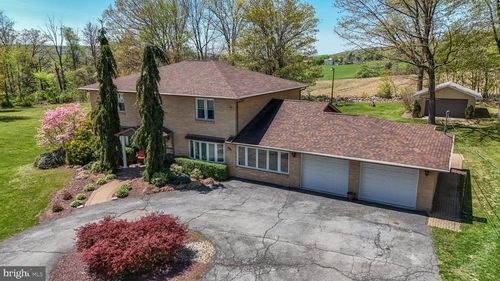 133 Rudelitsch Rd, Lehighton, PA, 18235-8810 | Card Image