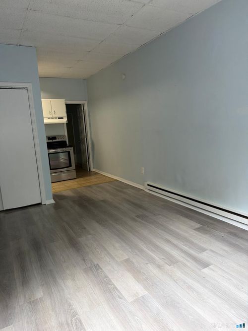 7-273 S Leonard Street, Waterbury, CT, 06708 | Card Image