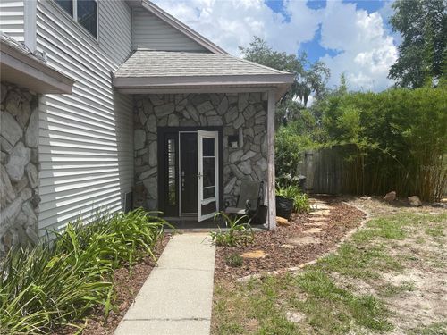 9828 Bubbling Brook Ct, Oviedo, FL, 32765-6199 | Card Image