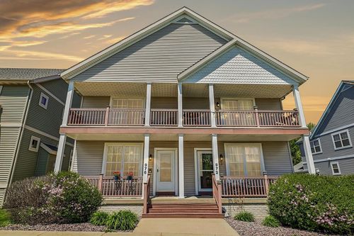 976 Stonehaven Drive, Sun Prairie, WI, 53590 | Card Image