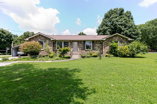 2802 Canterbury Dr, Springfield, TN, 37172-6156 | Card Image