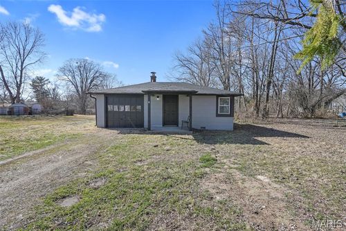 6 Irma Ln, Fairview Heights, IL, 62208-1905 | Card Image