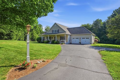 146 Old Enfield Rd, Belchertown, MA, 01007-9685 | Card Image