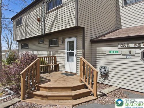 3204 Carobeth Dr, Tobyhanna, PA, 18466-8137 | Card Image