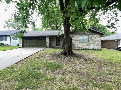 4003 Holt Ave, Springdale, AR, 72762-6616 | Card Image