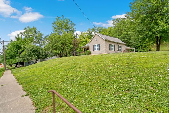 902 Union St, House other with 3 bedrooms, 2 bathrooms and null parking in Glasgow MO | Image 34