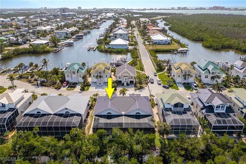 12206 Siesta Dr, FORT MYERS BEACH, FL, 33931-2328 | Card Image