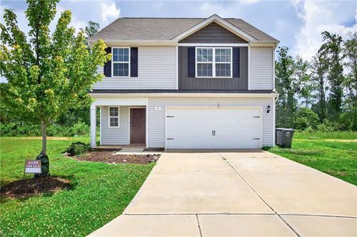 2 Hazelburn Ct, Greensboro, NC, 27405-5069 | Card Image