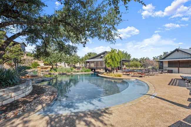 The Reserve offers exclusive resort-style amenities, including an infinity pool. | Image 30