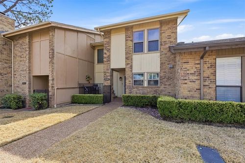 2923 Shady Knoll Ln, Bedford, TX, 76021-4132 | Card Image