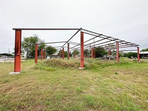 511 E 8th St, Cisco, TX, 76437-5516 | Card Image