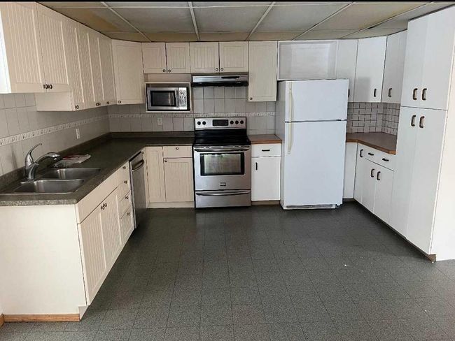 1 Selkirk Avenue, House other with 4 bedrooms, 2 bathrooms and 1 parking in Hughenden AB | Image 6