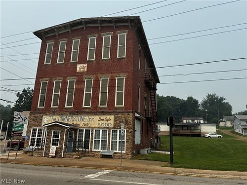 201 5th St, Beverly, OH, 45715-1160 | Card Image