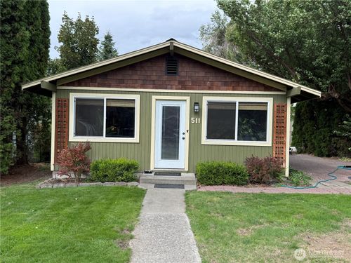 511 W 13th Ave, Ellensburg, WA, 98926-2315 | Card Image