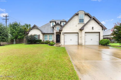 10415 E Landon Green Cir, Gulfport, MS, 39503-4985 | Card Image