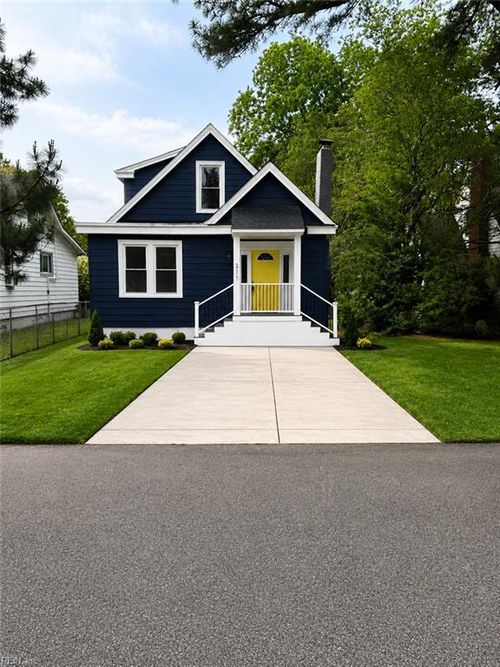 311 Hollywood Ave, Hampton, VA, 23661-2503 | Card Image