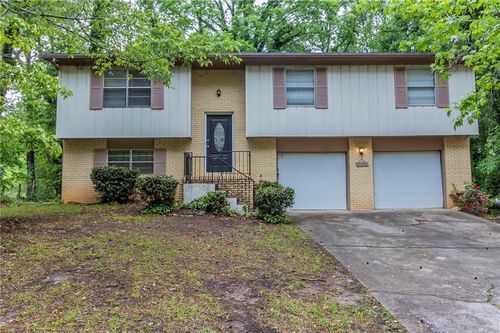 5802 Oakleaf Dr, Stone Mountain, GA, 30087-5125 | Card Image