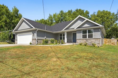 3141 E Iroquois St, Springfield, MO, 65804-6602 | Card Image