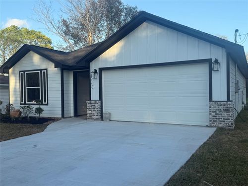 1755 S Major Dr, Beaumont, TX, 77707-2933 | Card Image