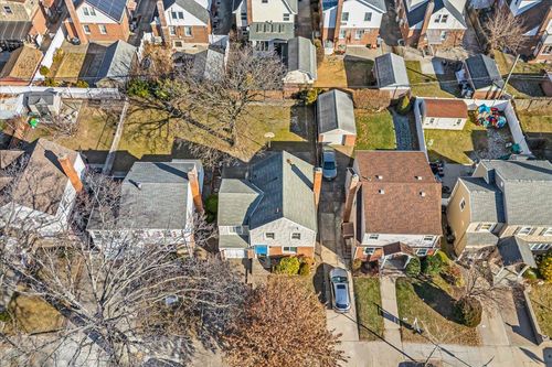 56 Francis Lewis Blvd, Oakland Gardens, NY, 11364-1634 | Card Image