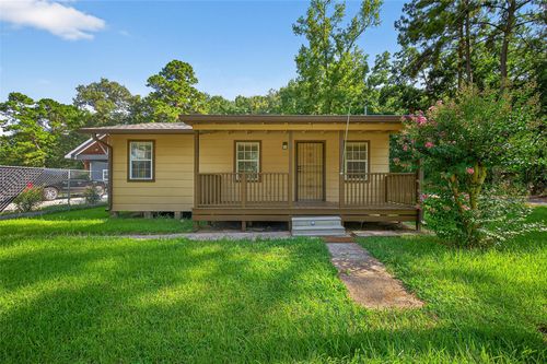 109 Meadows St, Cleveland, TX, 77328-3266 | Card Image