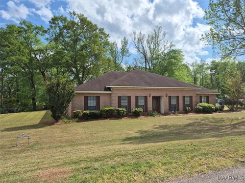2010 Edgewood Rd, Millbrook, AL, 36054-3636 | Card Image