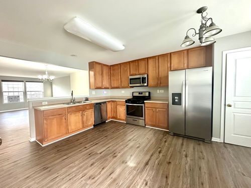 2518 Anna Way, Elgin, IL, 60124-4345 | Card Image