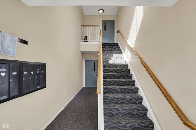 APT-205 - 12588 Tennyson Ln, Condo with 2 bedrooms, 2 bathrooms and null parking in Carmel IN | Image 4