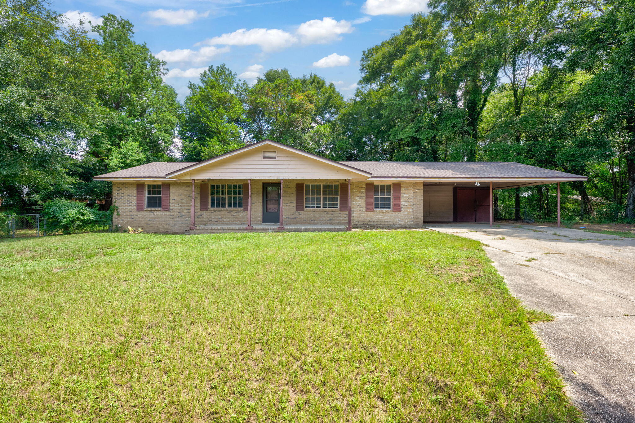 Bovary Ct, Pensacola, FL 32504