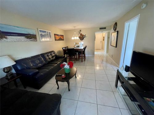 apt-108-3051 Nw 46th Ave, Lauderdale Lakes, FL, 33313-1876 | Card Image