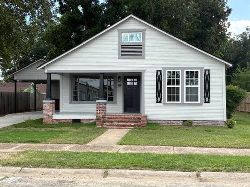 105 Pecan St, Dardanelle, AR, 72834-4038 | Card Image