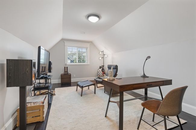 2644 Larkspur Crt, House other with 4 bedrooms, 4 bathrooms and 4 parking in Abbotsford BC | Image 23